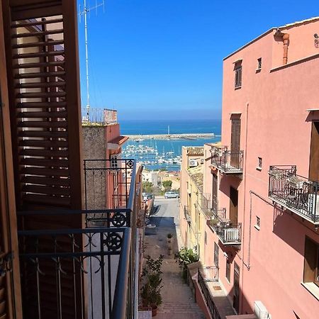 Апартаменты Luce Del Golfo Кастелламмаре-дель-Голфо Экстерьер фото